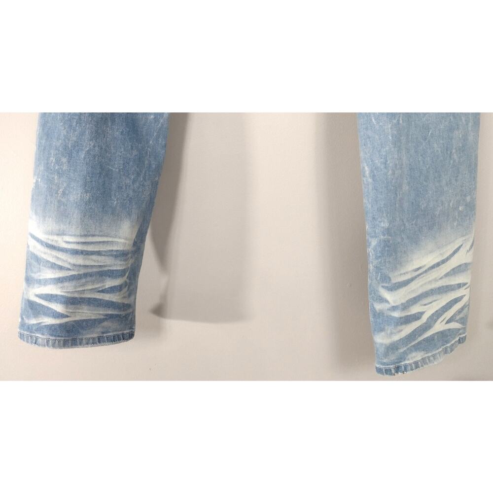 Vintage Y2K Denim Jeans Christian Carera  40 x 32 Distressed Light Wash - Picture 11 of 16